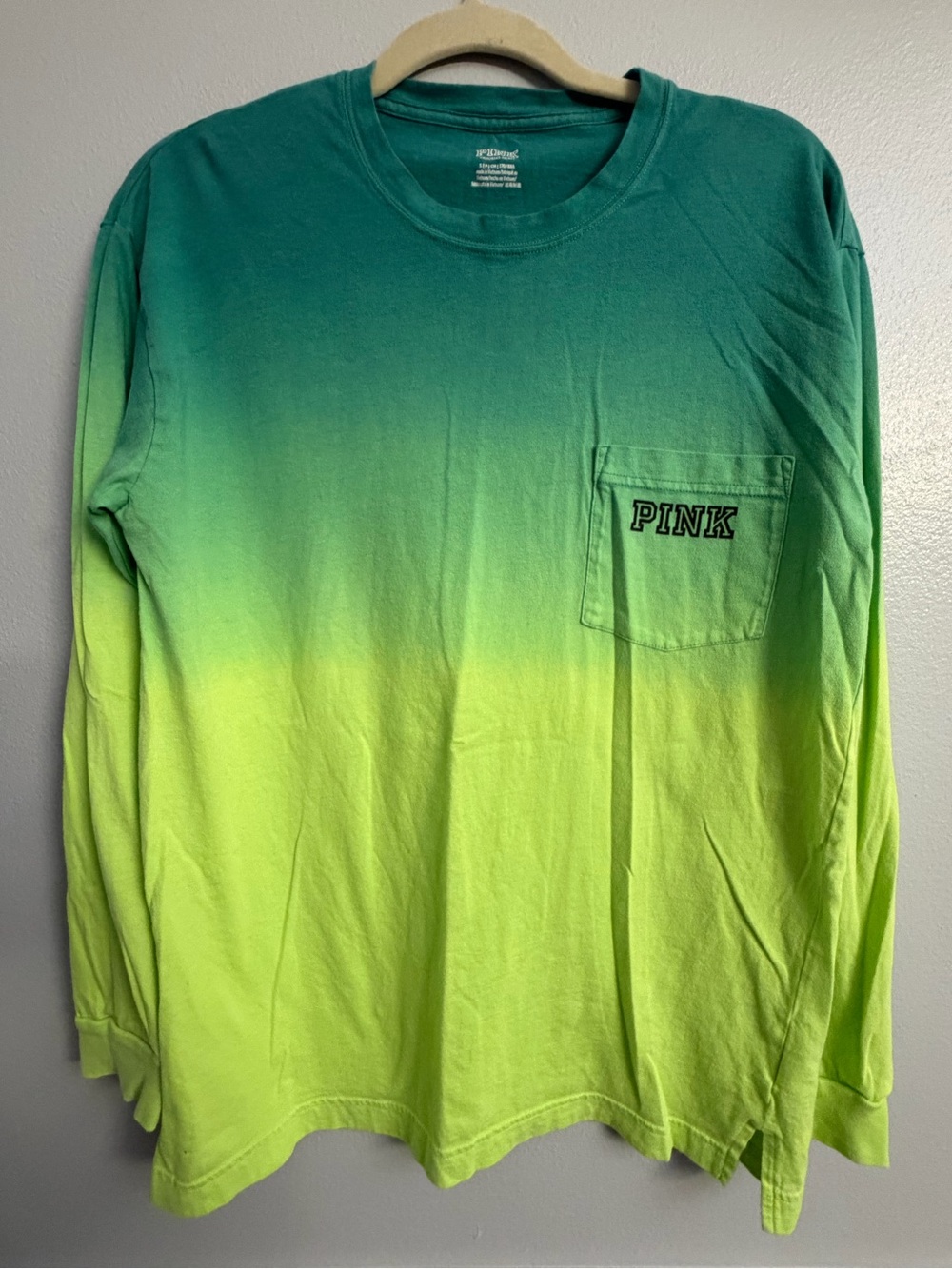 PINK Victoria's Secret Teal to Lime Ombre Long-Sleeve Pocket Tee